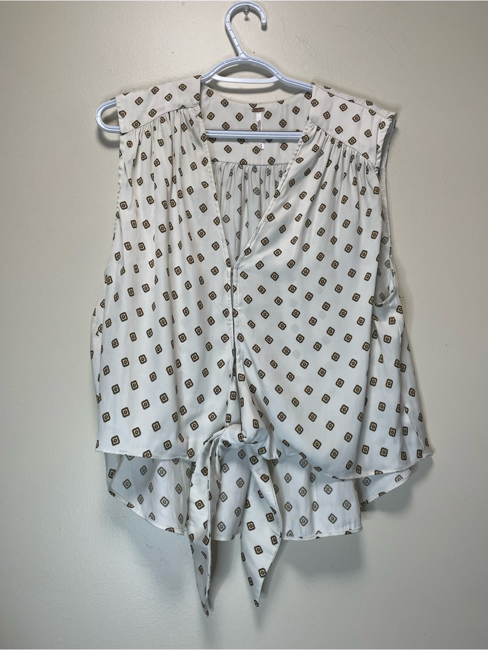 Free People Geometric Print Tie-Front Sleeveless Blouse - Size M